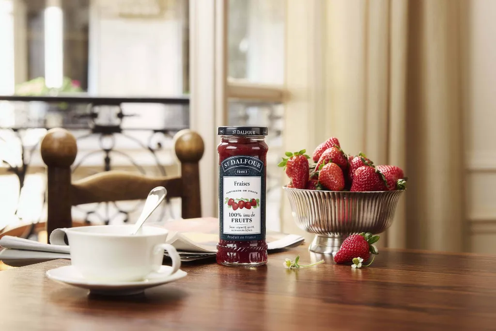 Strawberry Lifestyle Slider-France.webp
